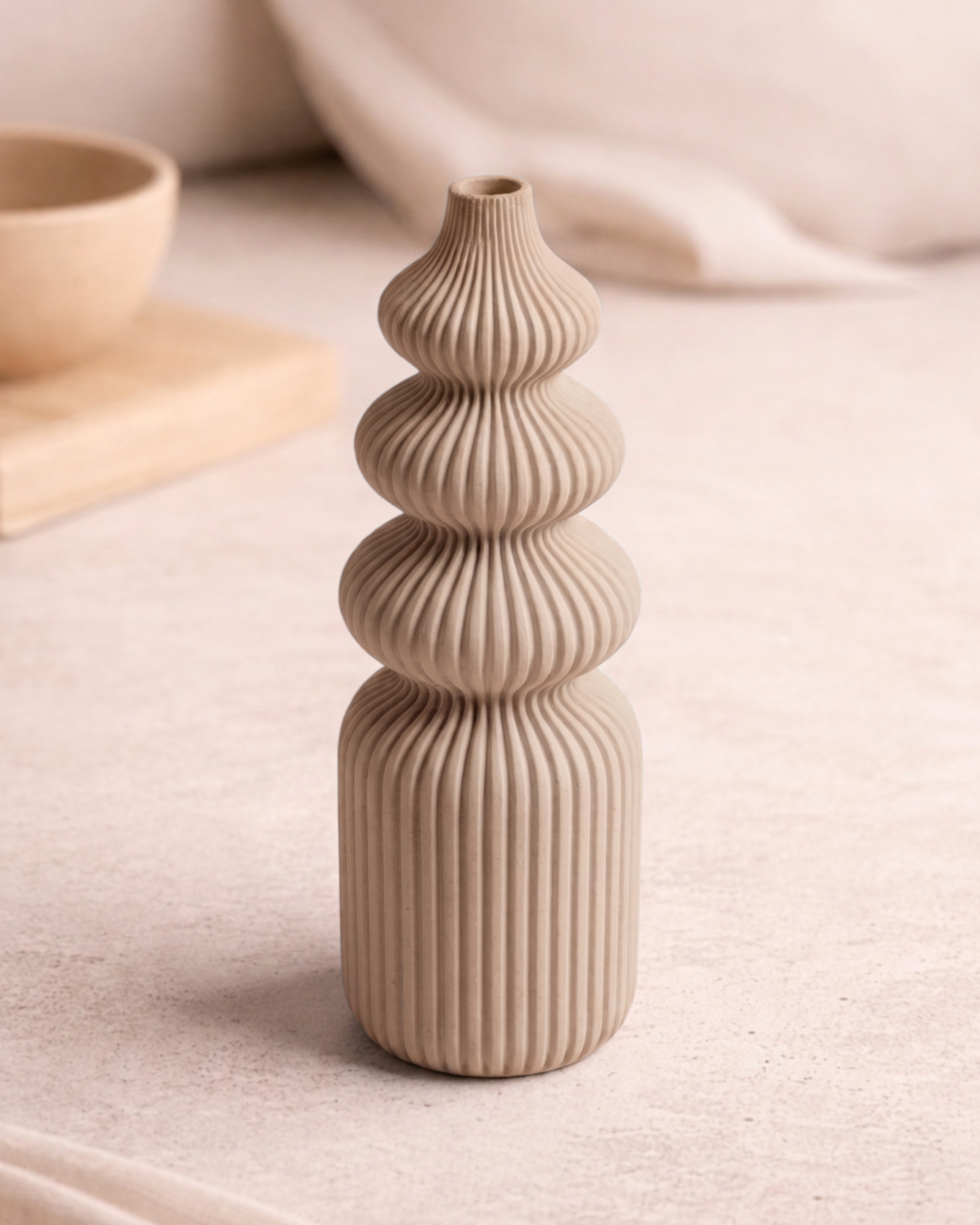 Kumo Vase