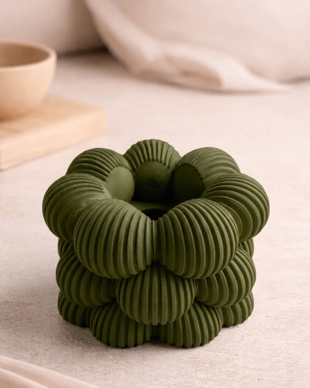 Minimalistische 3D geprinte Sora Holder in Japandi stijl voor LED waxinelicht in Olive