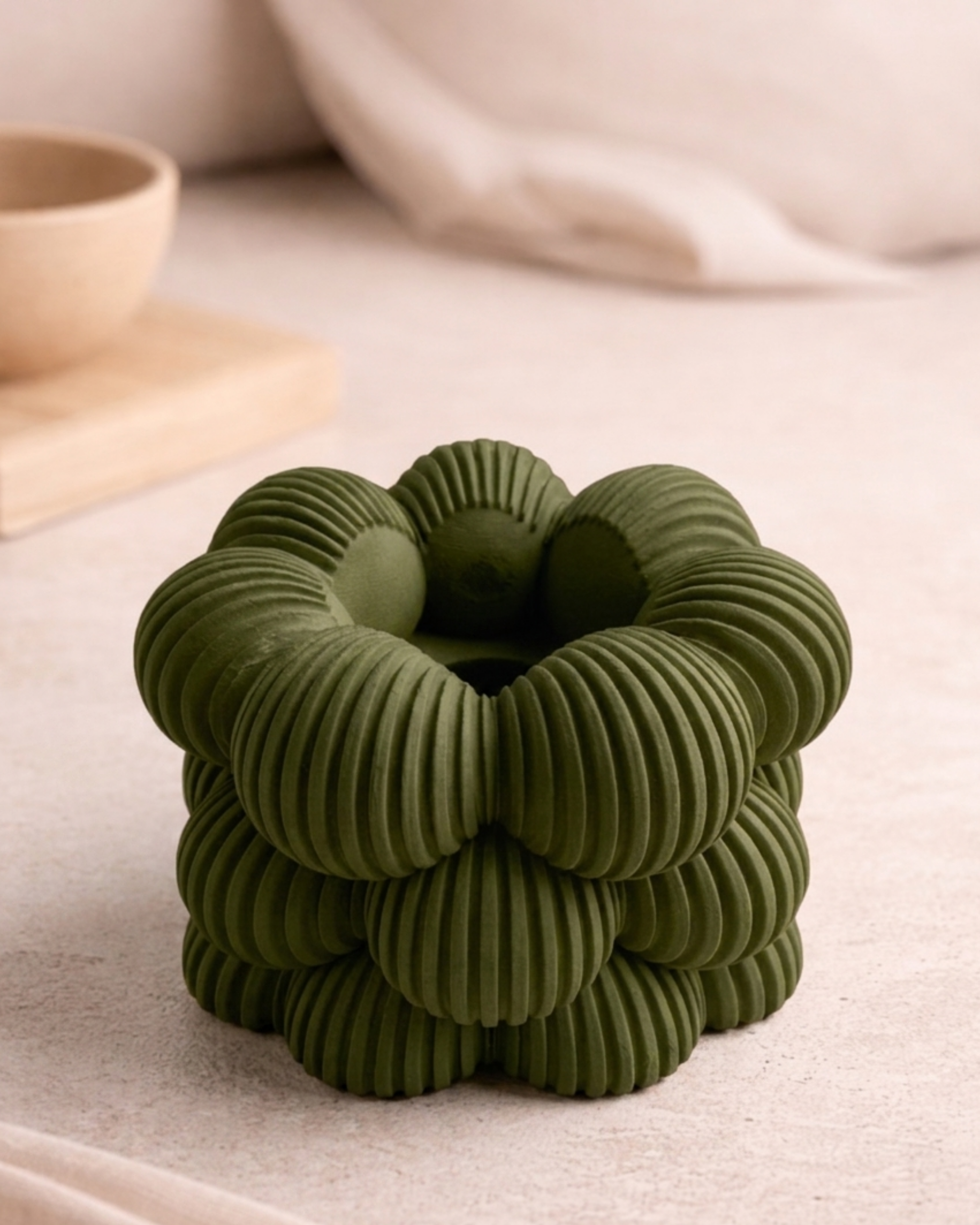 Minimalistische 3D geprinte Sora Holder in Japandi stijl voor LED waxinelicht in Olive