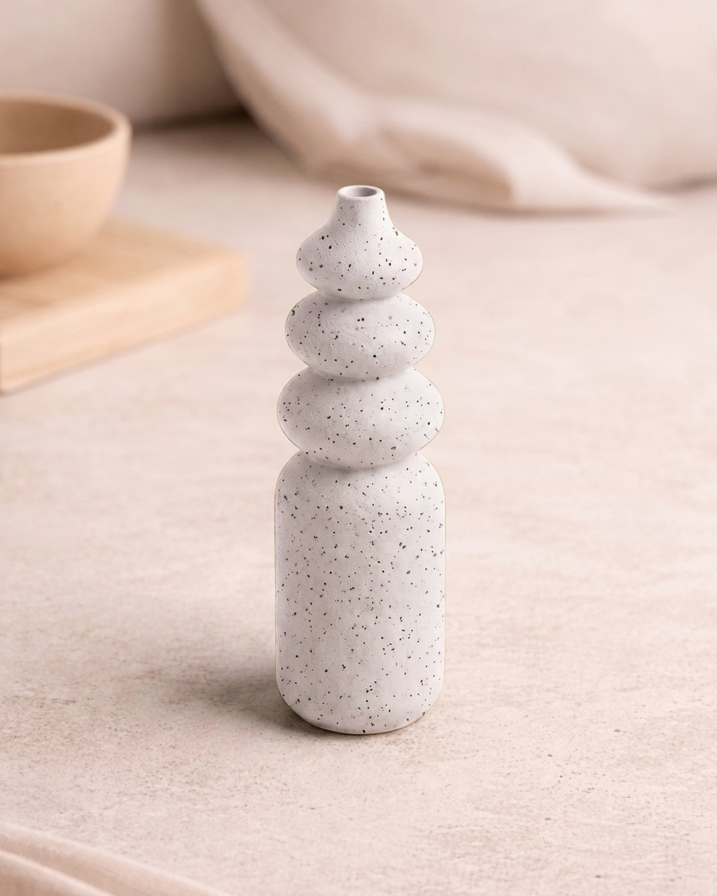 Tama Vase