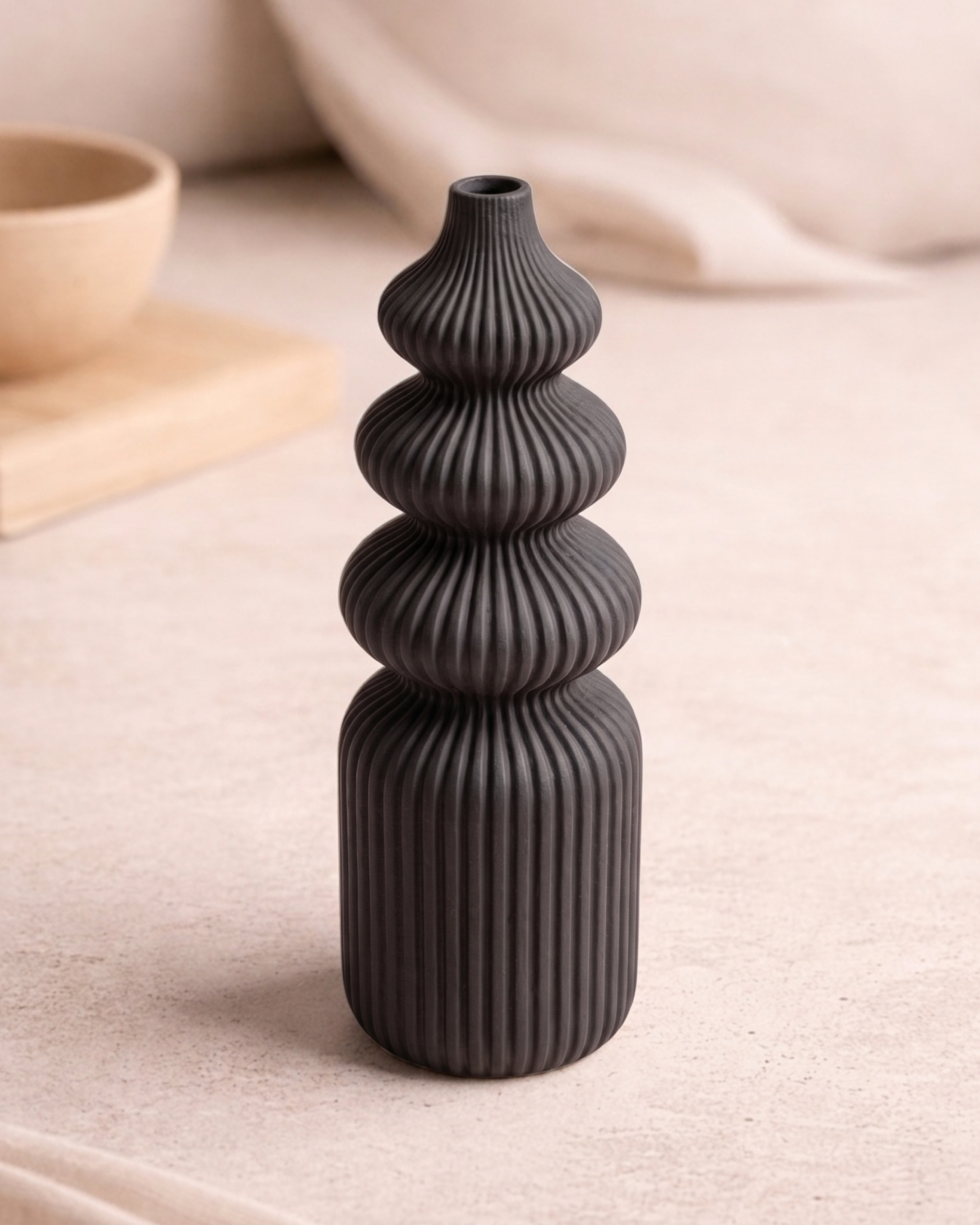 Kumo Vase