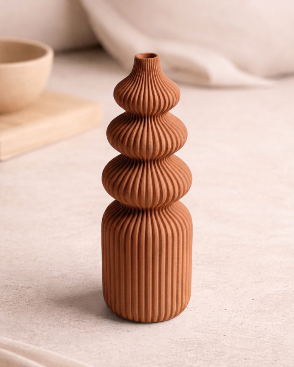 Kumo Vase