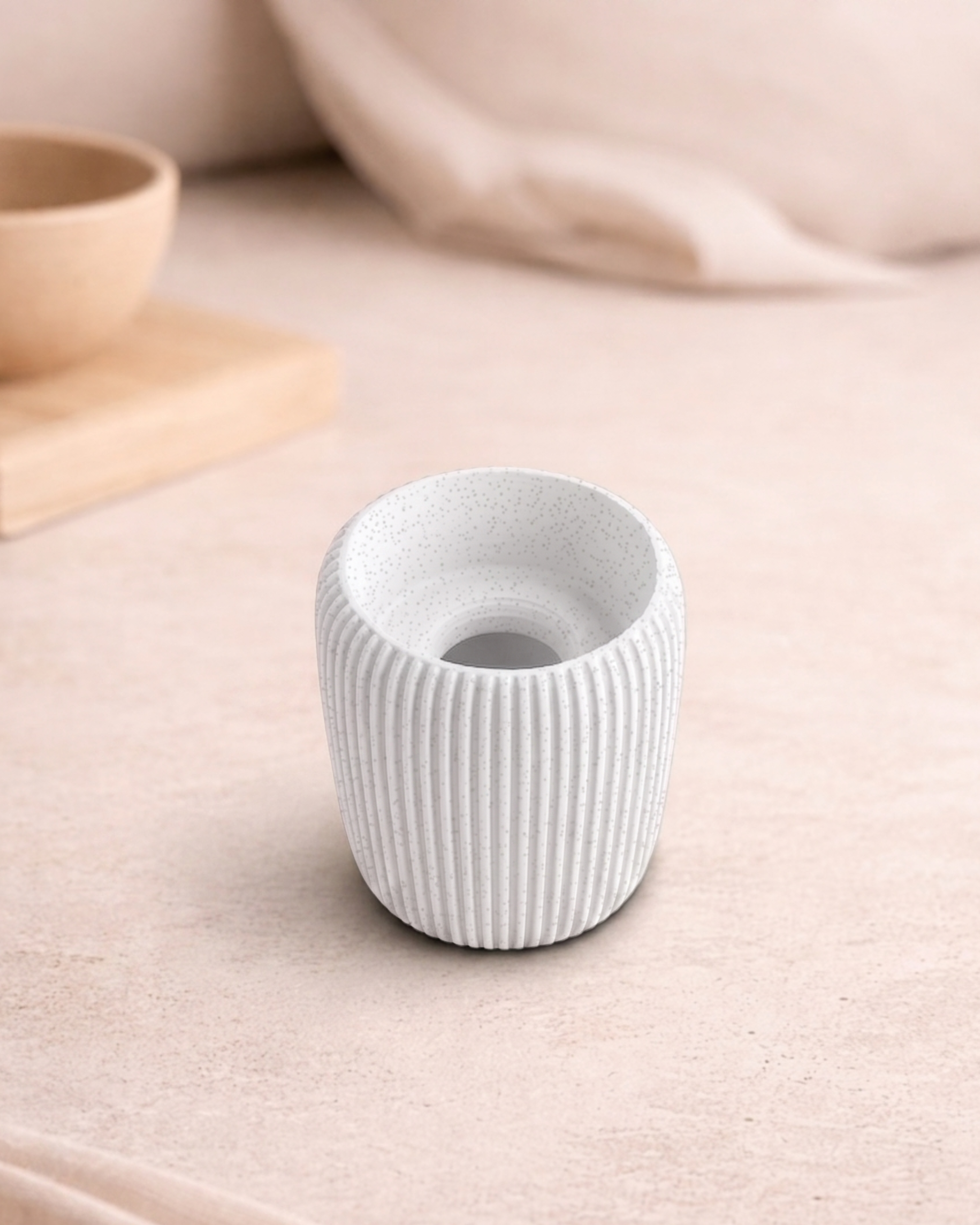 Hikari Holder
