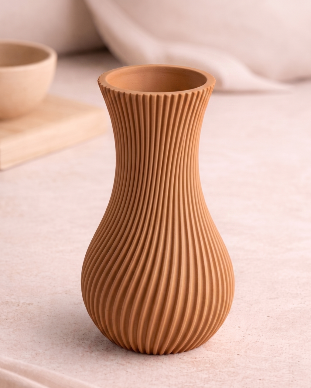 Nami Vase