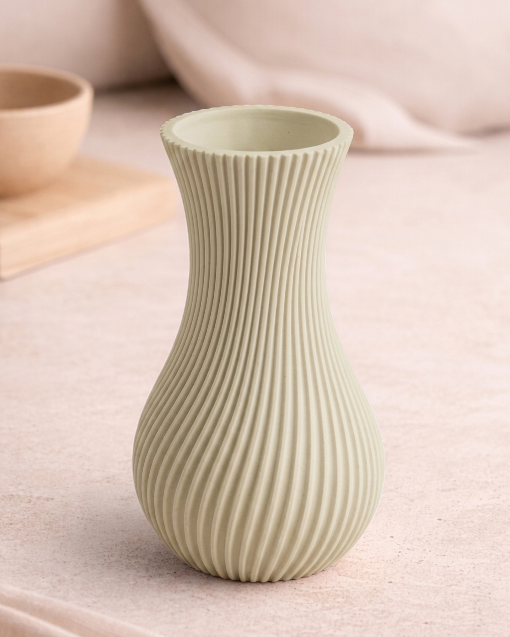 Nami Vase