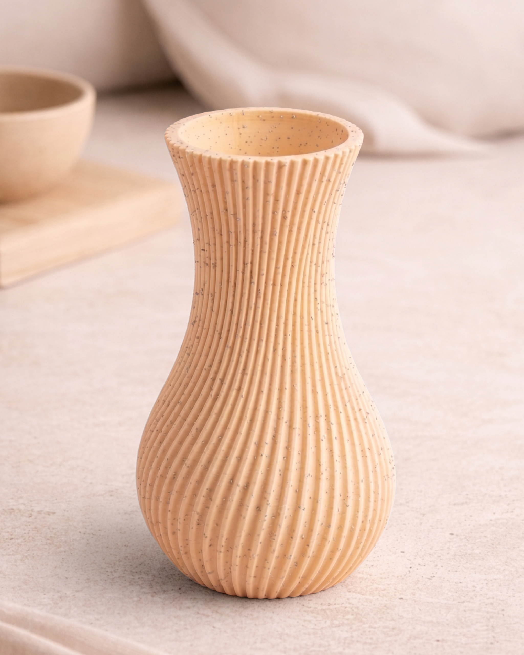 Nami Vase